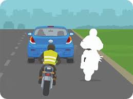 سبقت از راست موتور