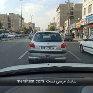 چه فاصله‌ای باید بتوان پلاک اتومبیل جلویی