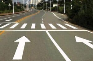 منظور از طراحی خط ایست در ورودی تقاطع کدام است